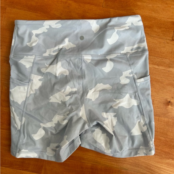 Yogalicious bike shorts L - Picture 3 of 3